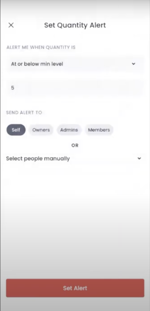 The Set Quantity Alert screen in the Sortly mobile app shows a dropdown menu to select when you'd like to receive a low-stock alert and a field to key in the stock count that triggers the alert. Use the displayed buttons to select who receives the alert.